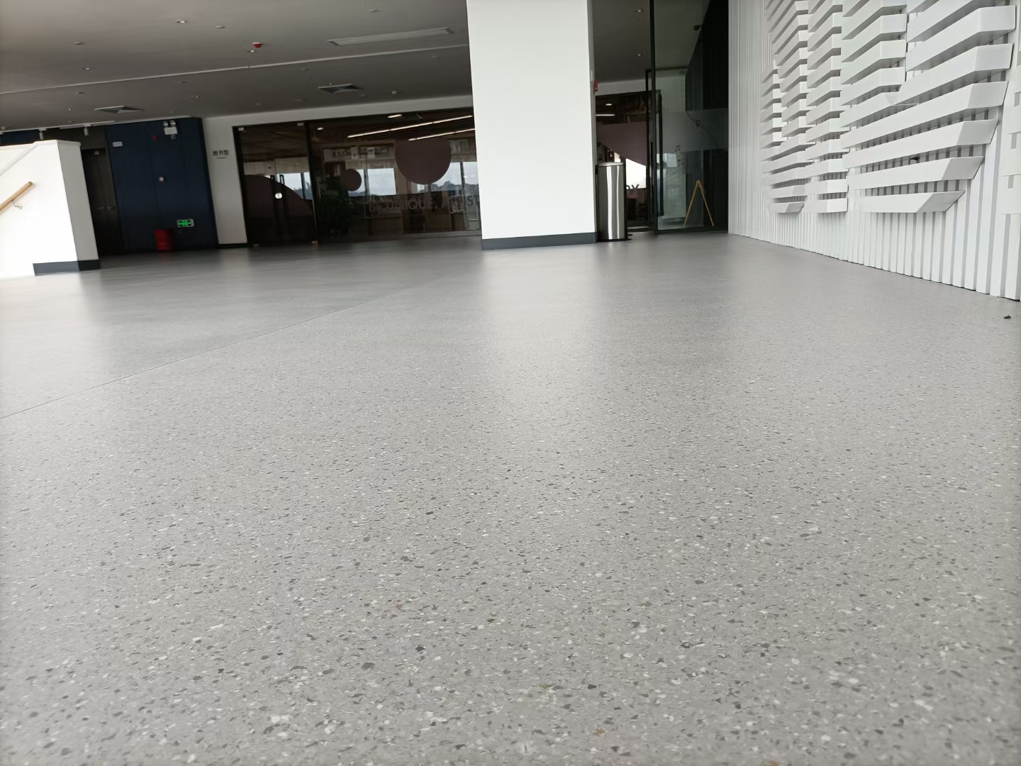 A Comprehensive Guide to Testing Core Properties of PVC Flooring: Formaldehyde, Antibacterial Performance, and UV Coating