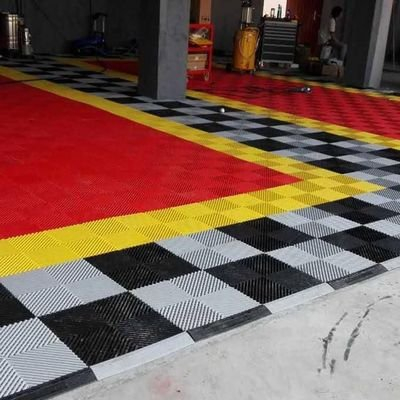 Mainit na Pagbebenta pp Materyal na garahe ng sahig na plastik na mga tile anti slip interlocking modular plastic mat para sa shop shop ng kotse